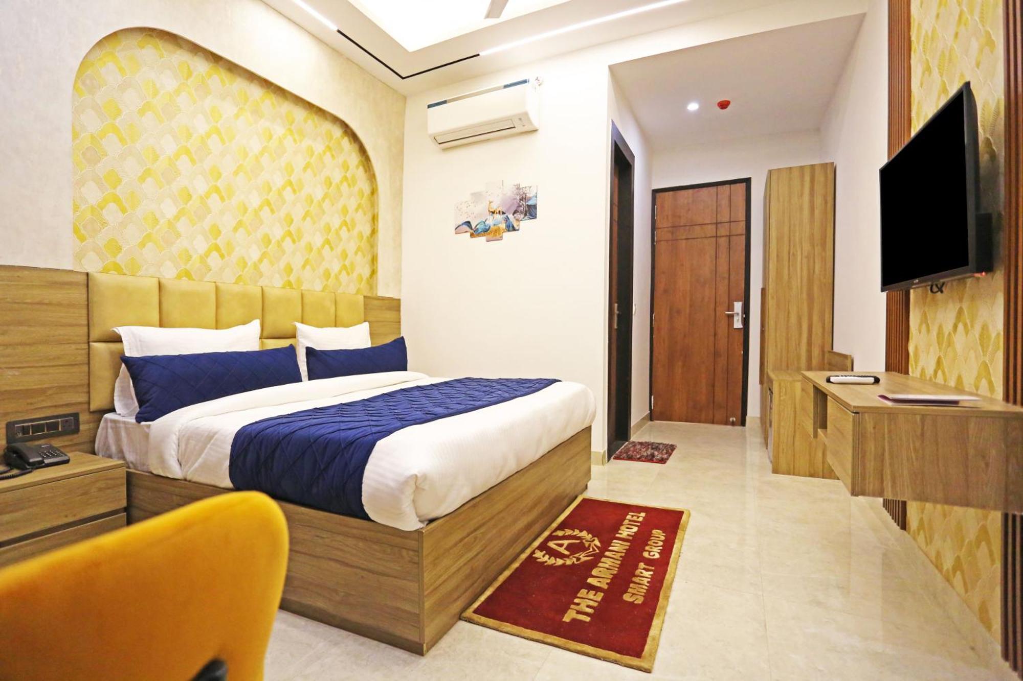 Hotel Hsp Plaza New Delhi Bagian luar foto