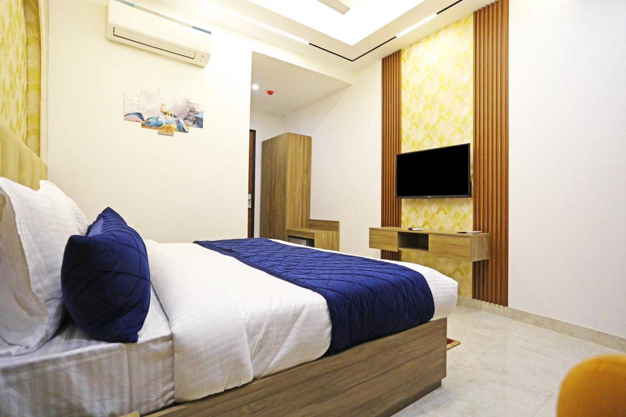 Hotel Hsp Plaza New Delhi Bagian luar foto